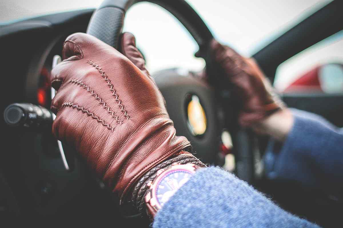 https://donegalwoodcrafts.com/wp-content/uploads/2017/05/gloves-highlight.jpg